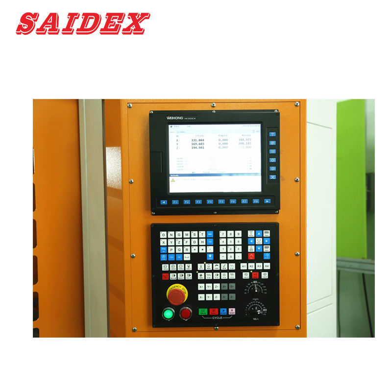 24000rpm スピンドル速さ SD650 3000kg 重量 アクリル製 CNC マシン 最大作業負荷 400kg メタルポーリング マシン