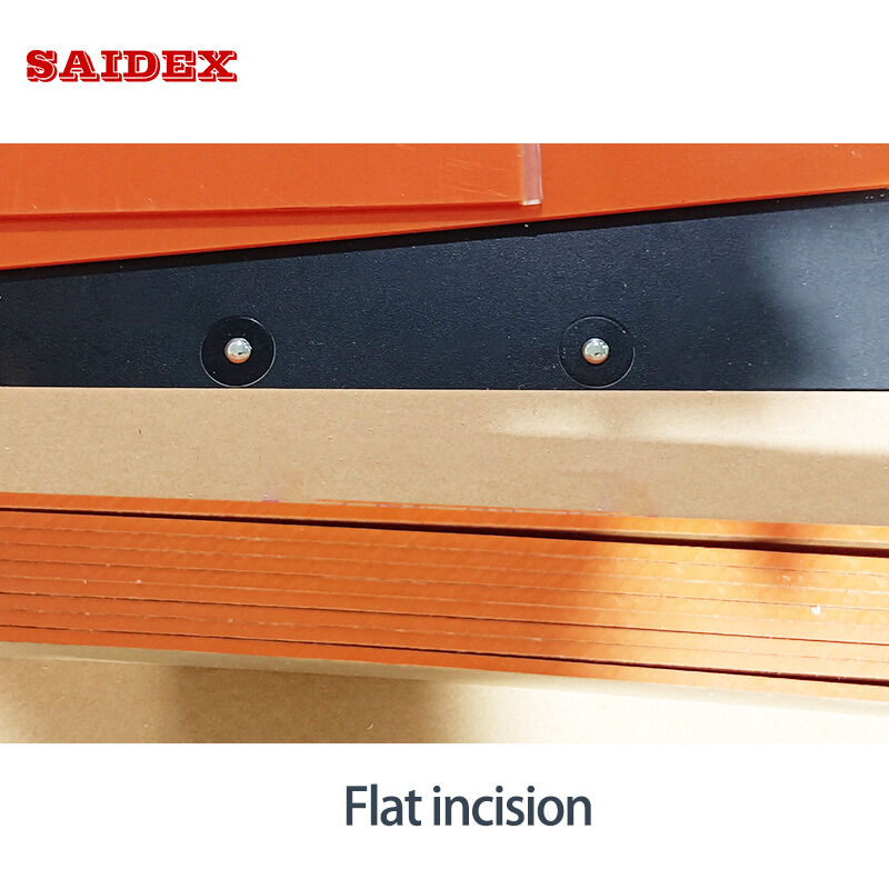 アクリルエッジバッファを組み込んだアクリル磨き機 1550mm L X 1050mm W X 1340mm H エッジ磨きのために設計された
