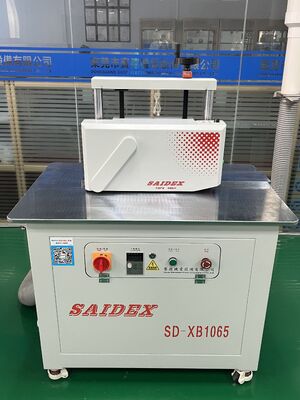 アクリルXB1065トリミングマシン (自動調理)
